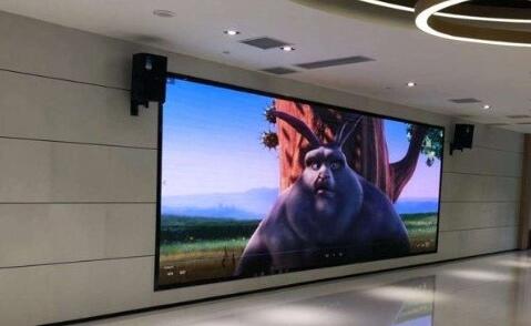 led顯示屏廠家：室內(nèi)全彩屏有哪些優(yōu)點(diǎn)？